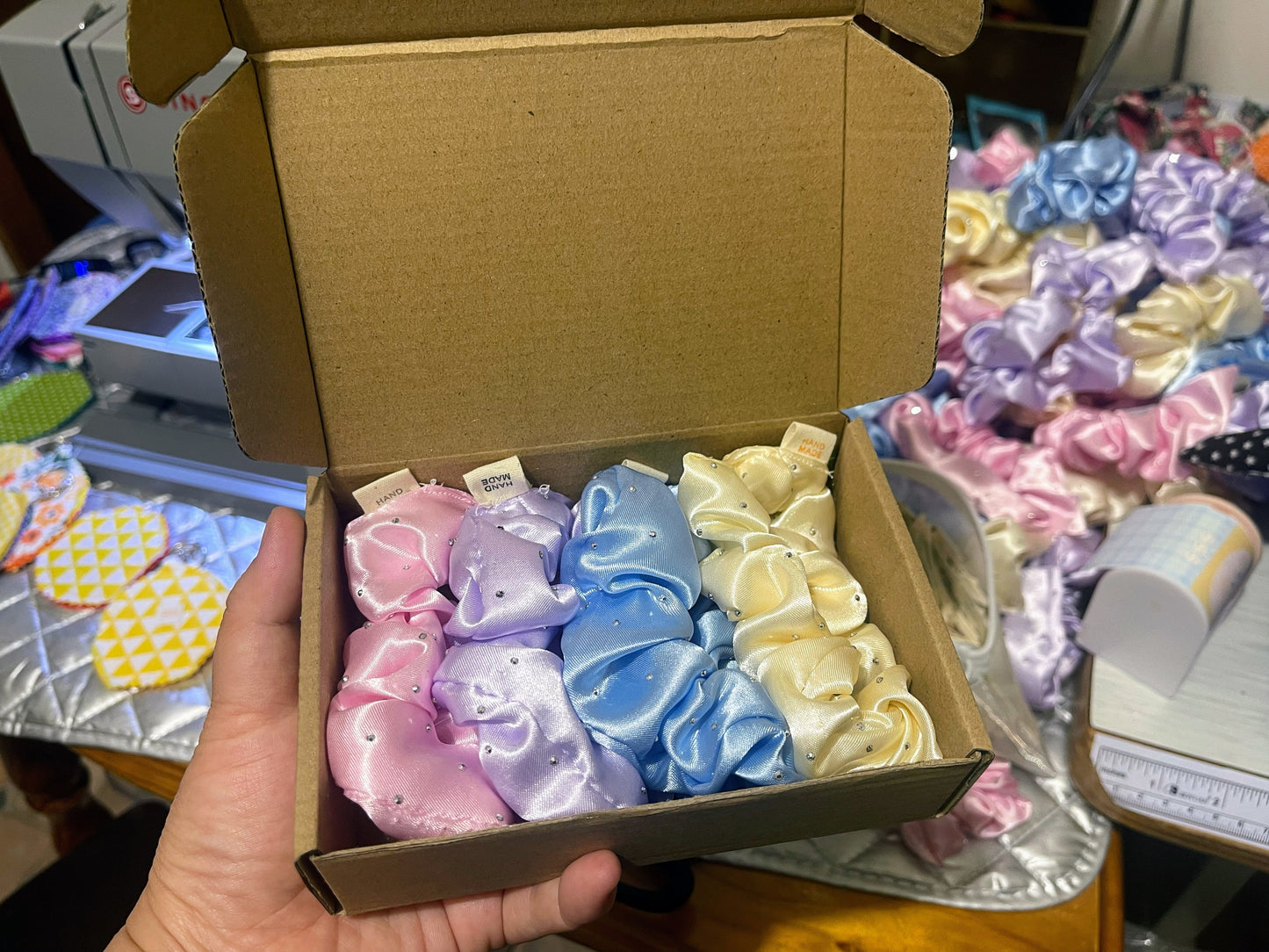 Twinkle Pastel Scrunchie Set – 반짝반짝 파스텔 Buy 2 get 1 free