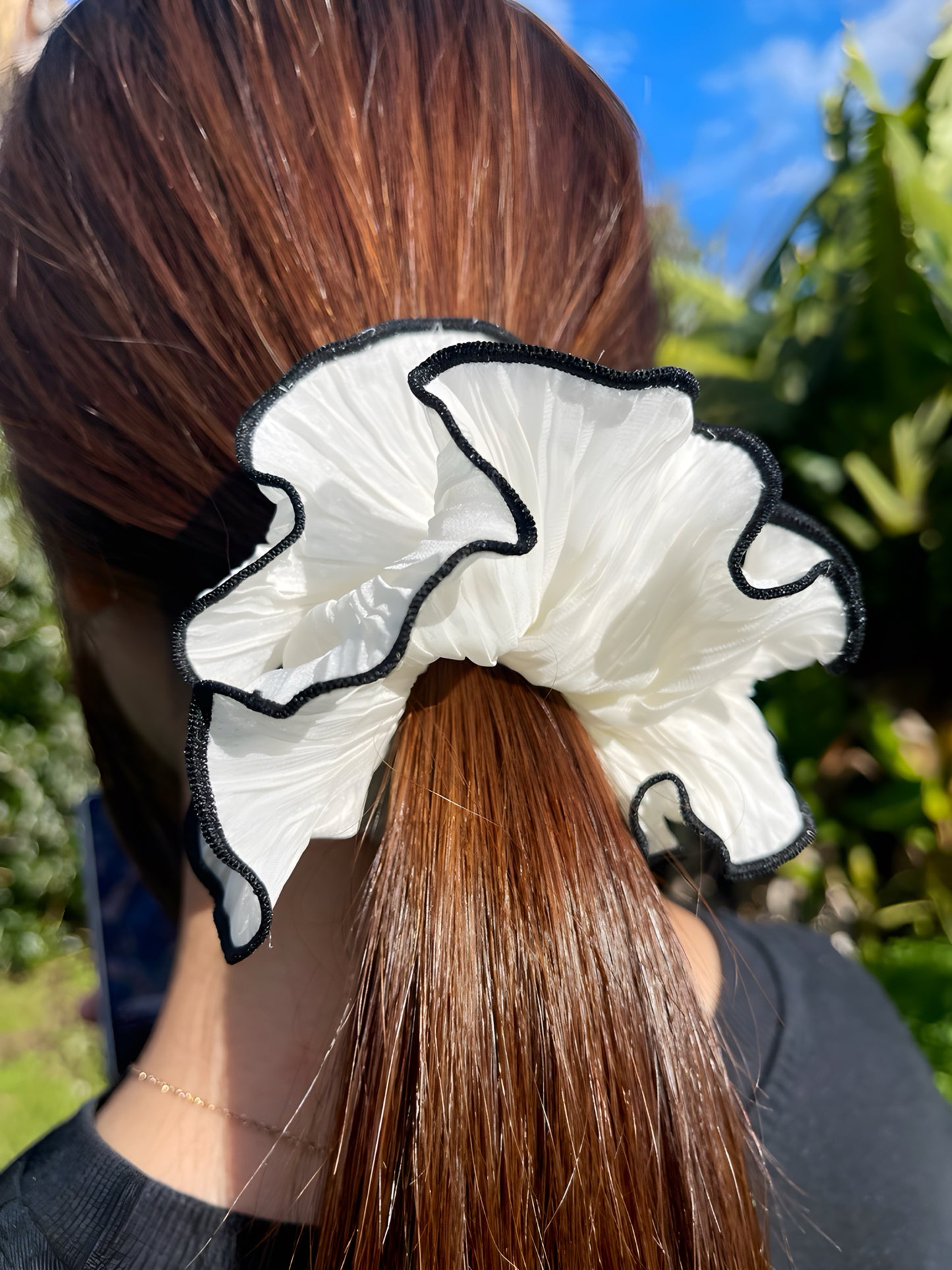 Wave Trim Scrunchie – Lightweight Ruffle Hair Tie | HeySewCute