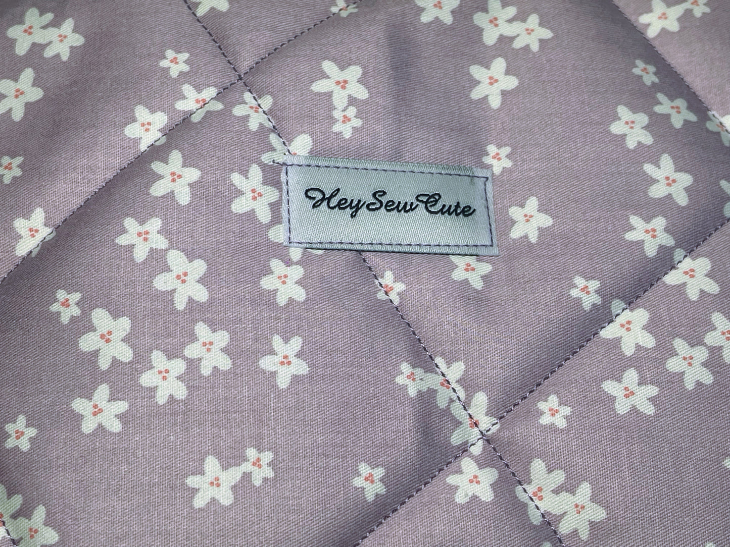 HeySewCute Quilted Pouch – Purple Blossom Edition