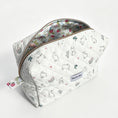 Load image into Gallery viewer, Carry-All Bag – Berry Bloom