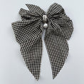 Load image into Gallery viewer, Pearl Charm Bow Hair Clip