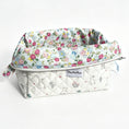 Load image into Gallery viewer, Carry-All Bag – Berry Bloom