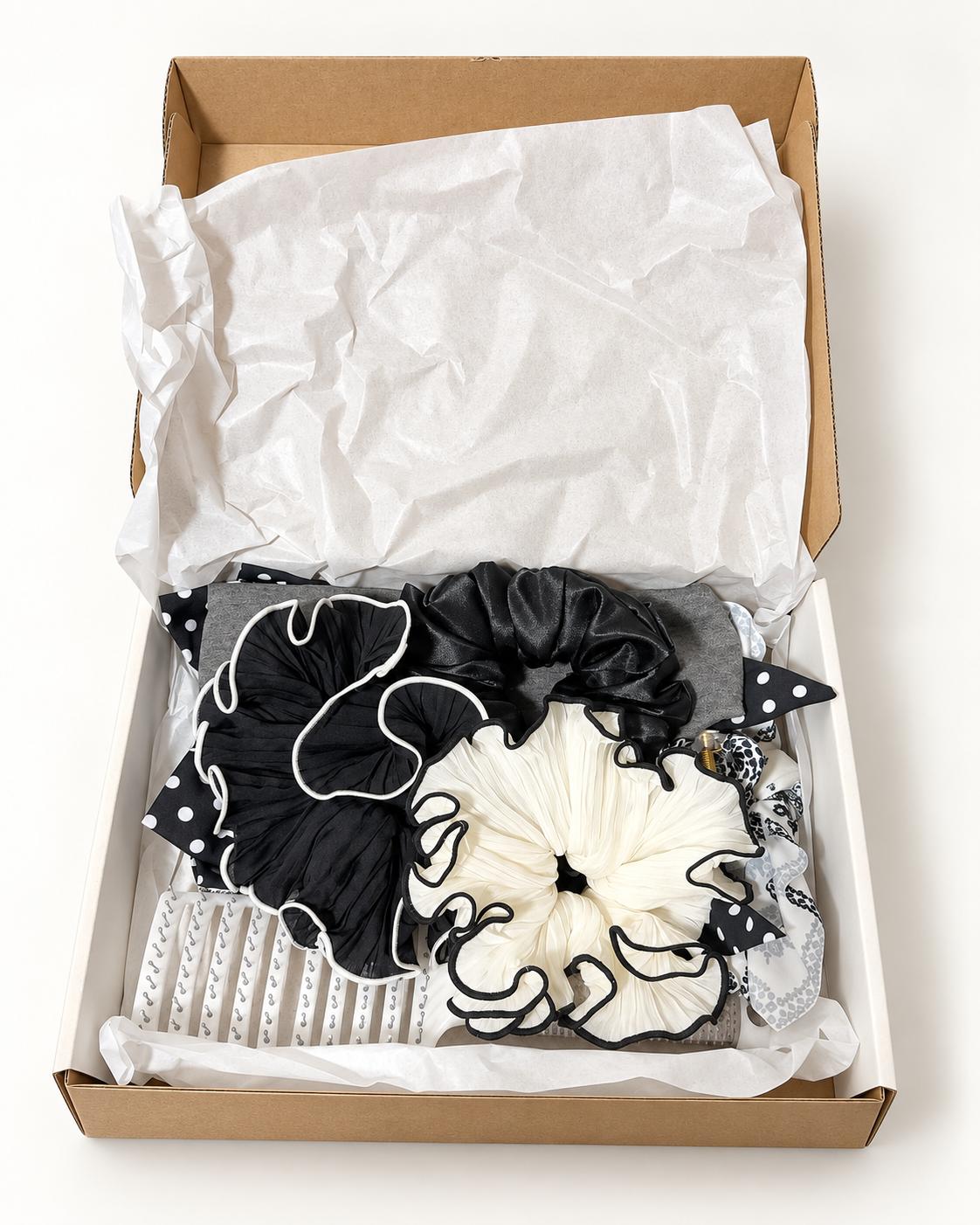 Black & White Gift Box | 9 Piece Accessory Set