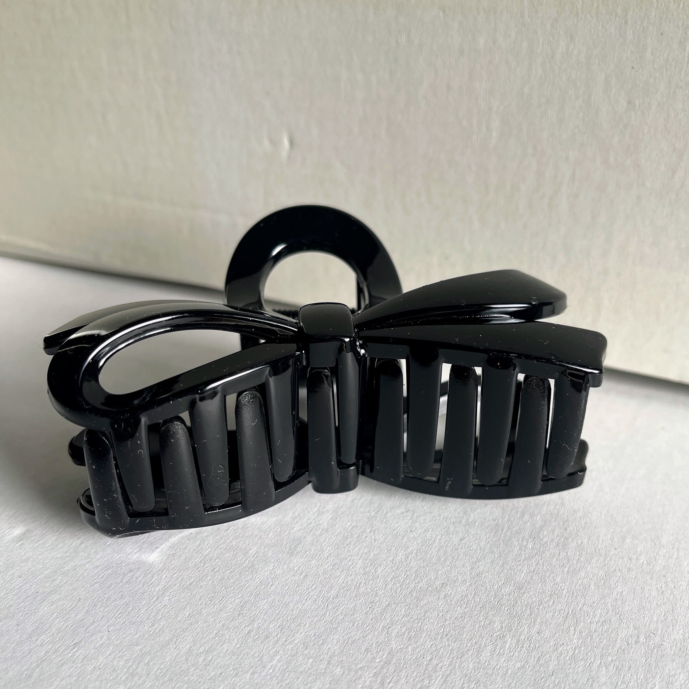 Extra Strong Black Hair Claw Clip