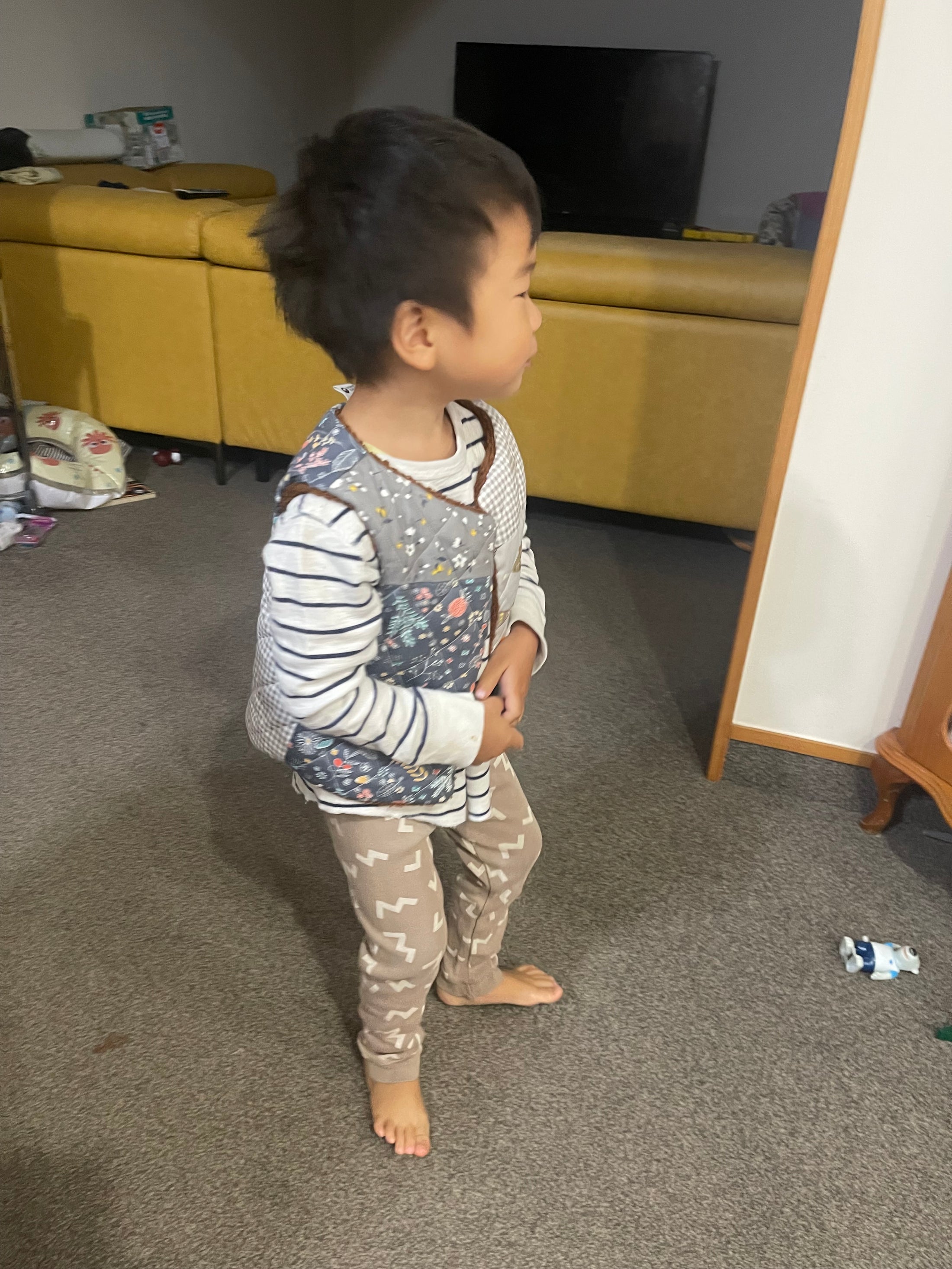 🧵 Patchwork Children’s Vest (1–6 years old)