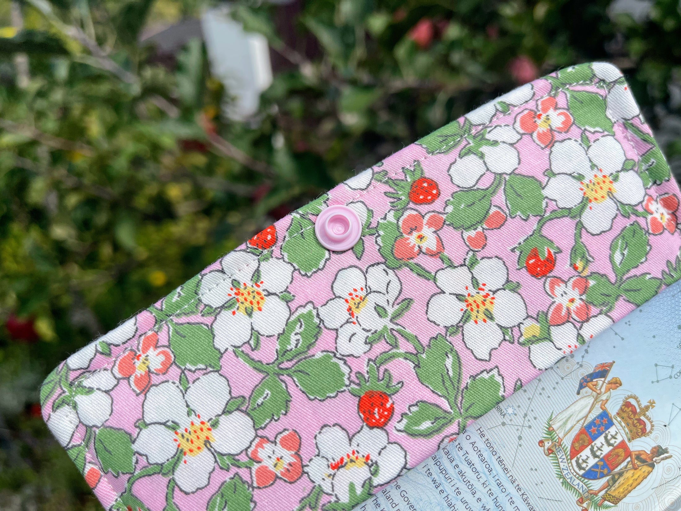 🍓 Strawberry Blossom Passport Holder – Clearance