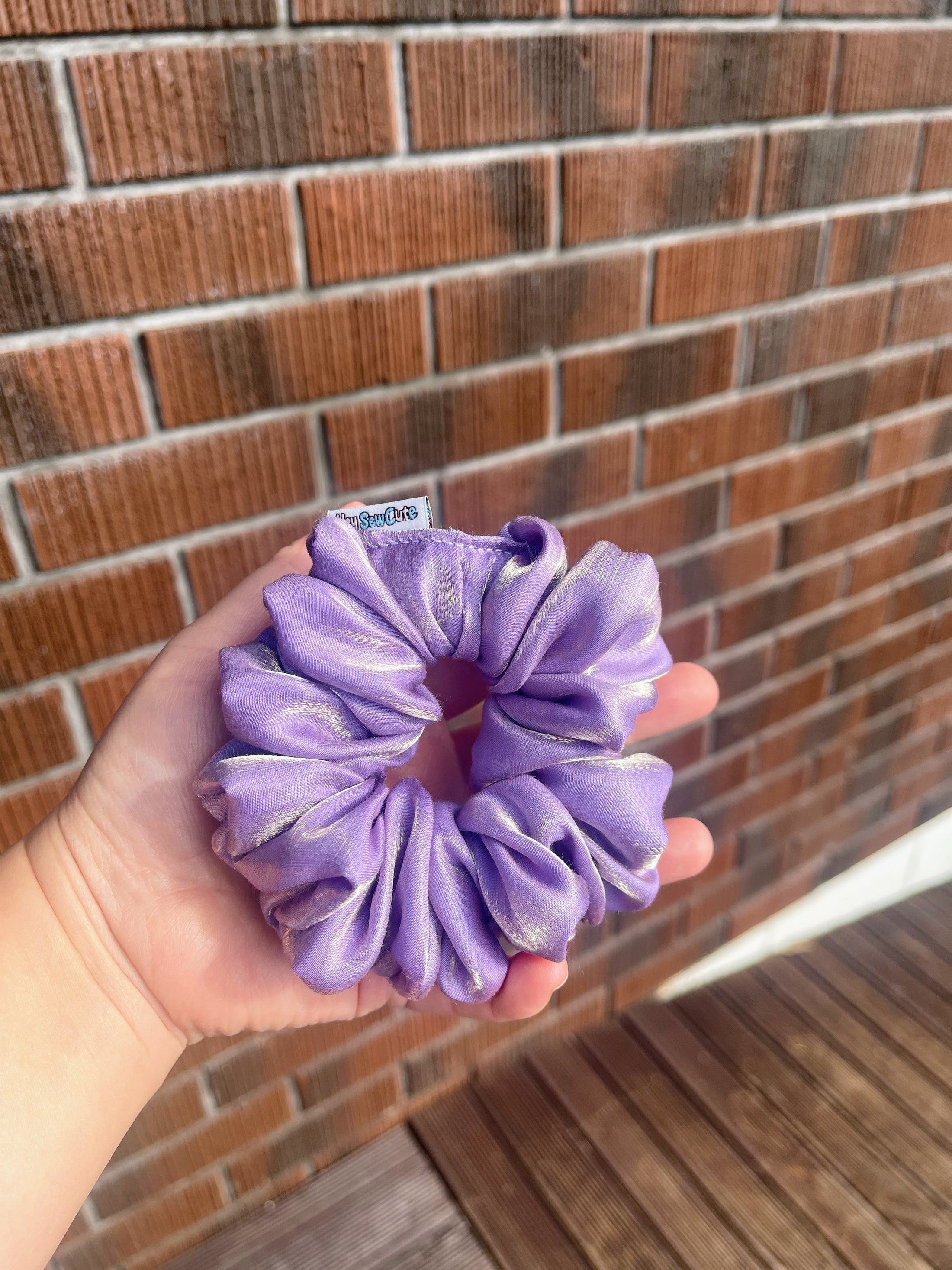 💜 Shimmer Lavender Large Scrunchie