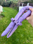 Load image into Gallery viewer, 💜 Heatless Curling Set – Lavender Satin + 2 Scrunchies
