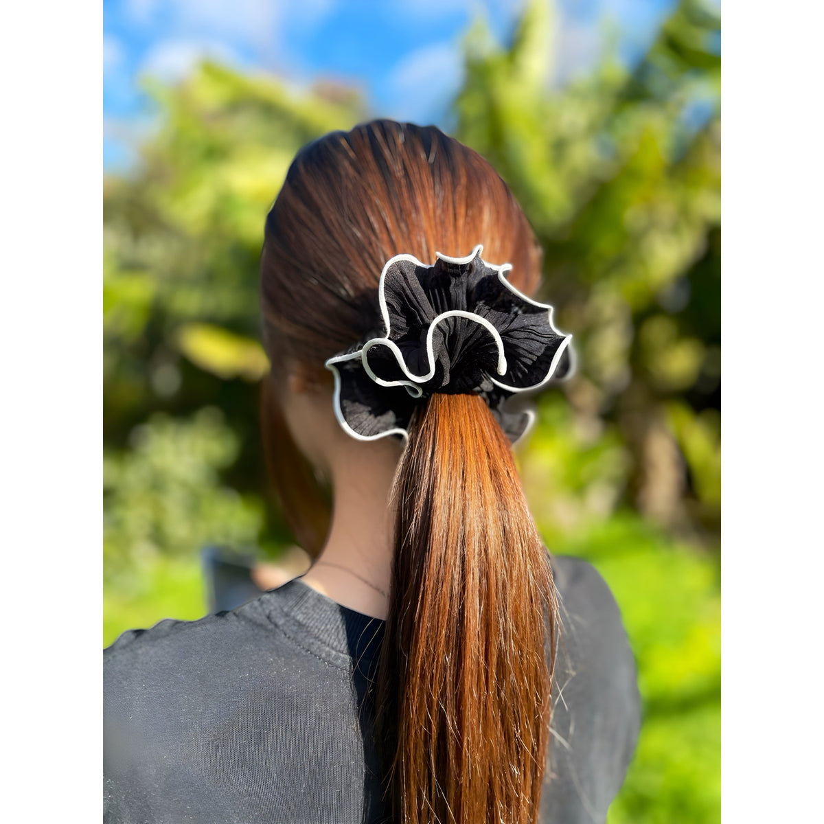 Wave Trim Scrunchie – Lightweight Ruffle Hair Tie