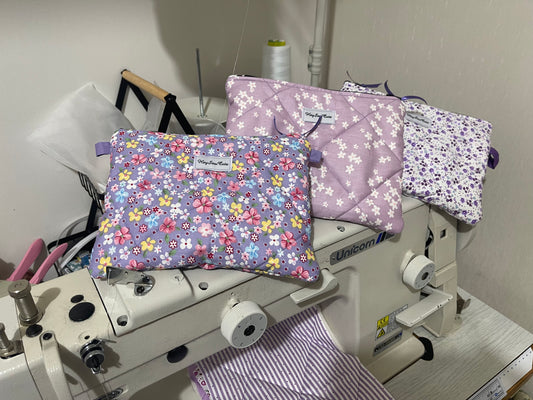 HeySewCute Quilted Pouch – Purple Blossom Edition