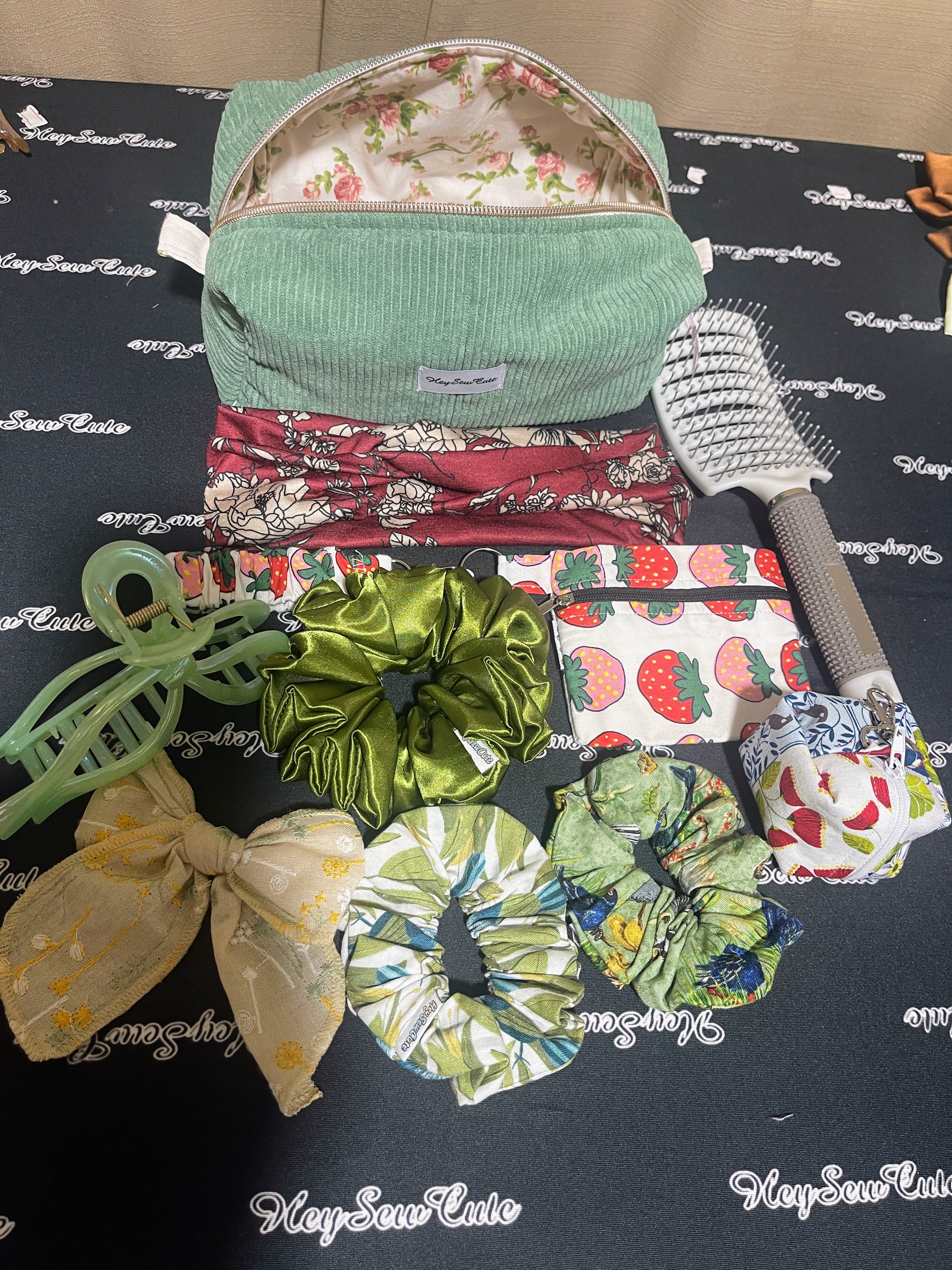 One-of-One Mint Rose Handmade Gift Set