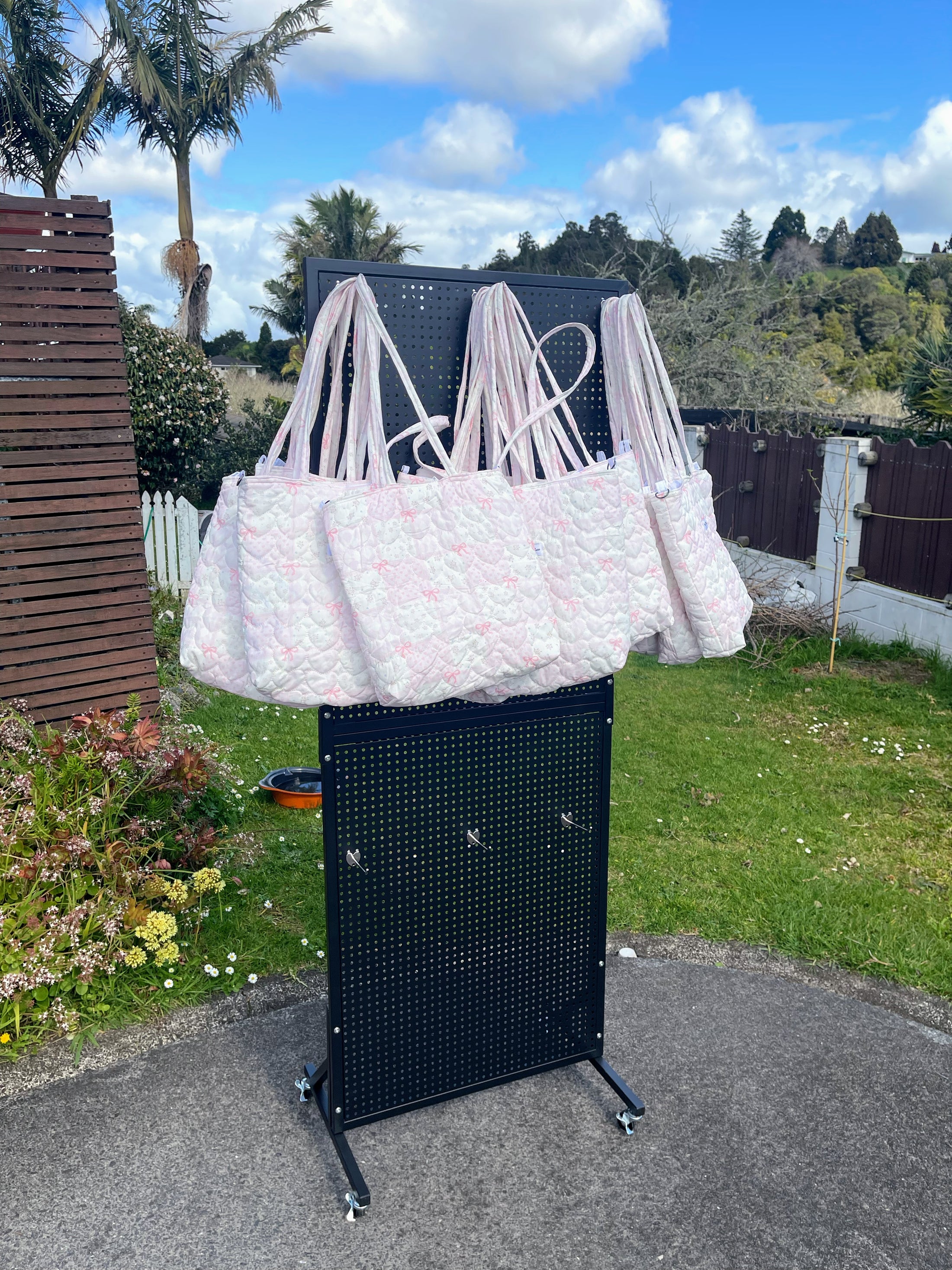 Sweet Ribbon Quilted Tote