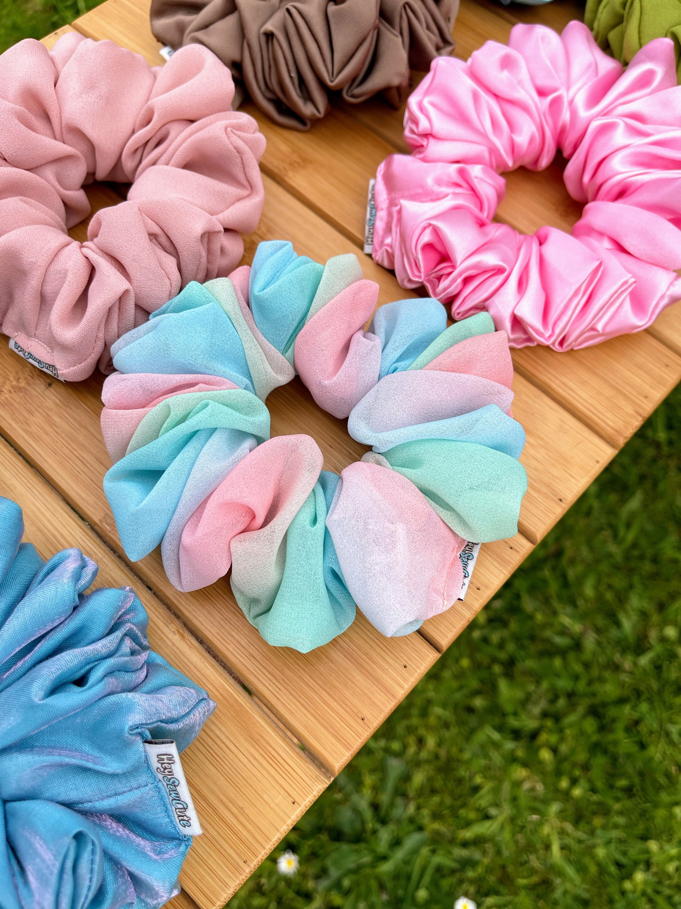 Heavenly Scrunchie Gift – Large Luxe Hair Tie