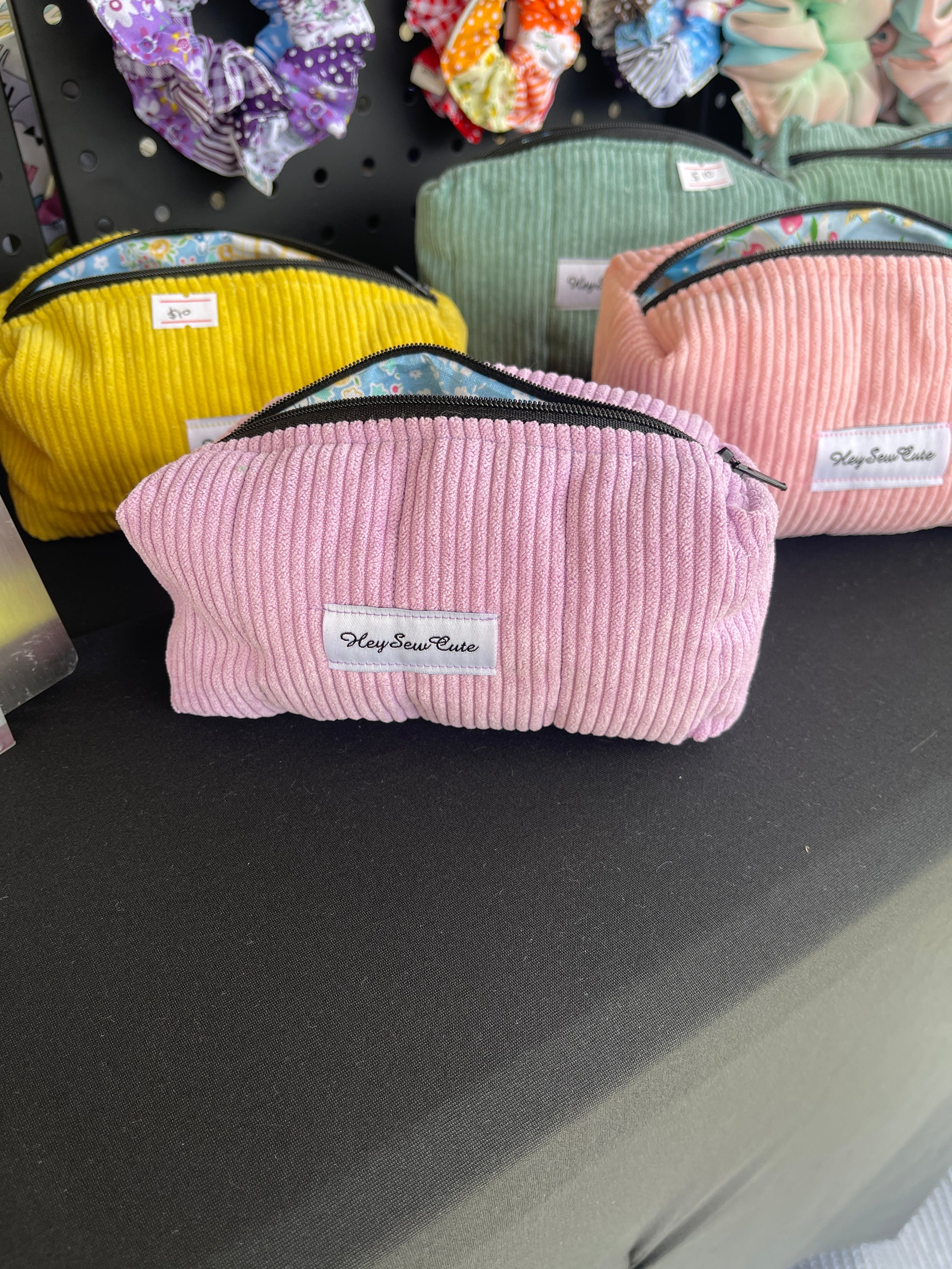 Medium Quilted Pouch – Soft & Puffy Corduroy