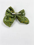 Load image into Gallery viewer, Botanical Bow Hair Clip
