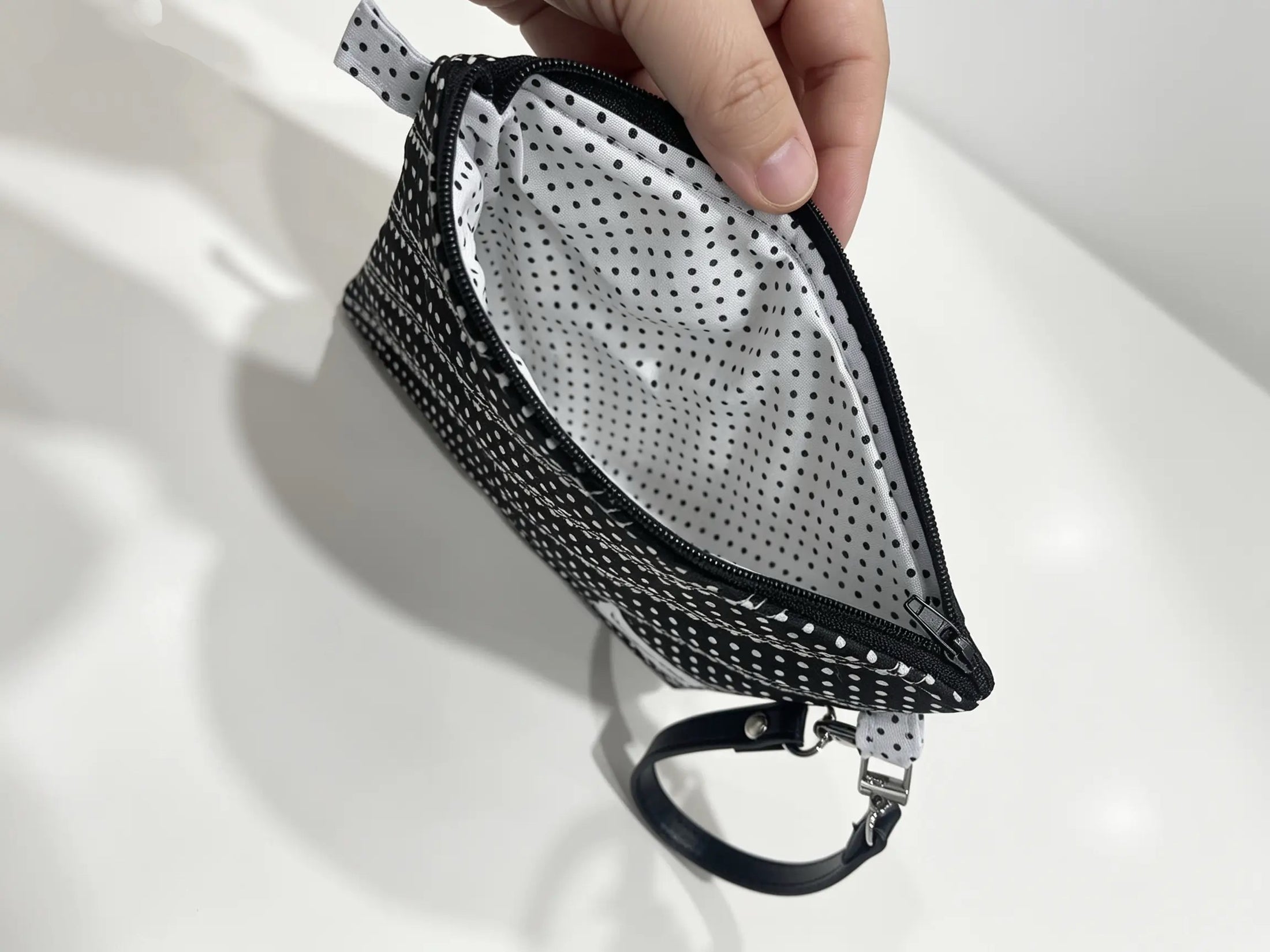 Handmade Quilted Wristlet Pouch – 20 Colour Options