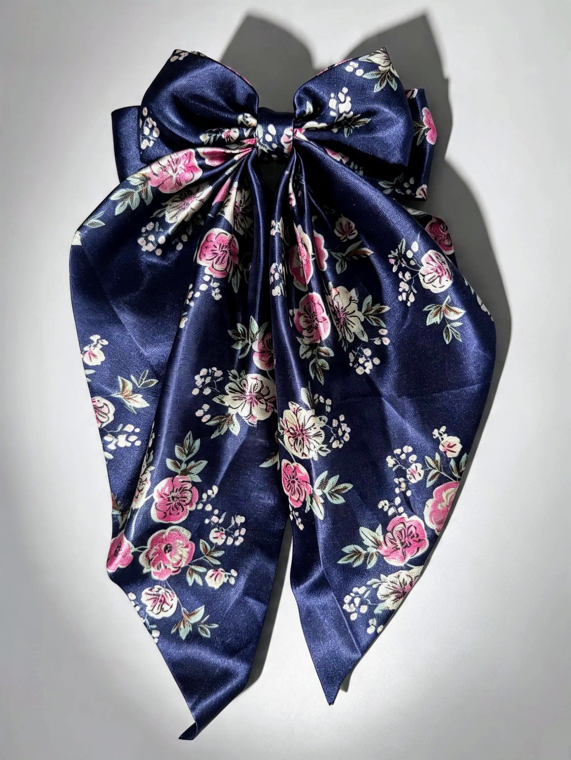 Oversized Bow Hair Clip – Final Pieces
