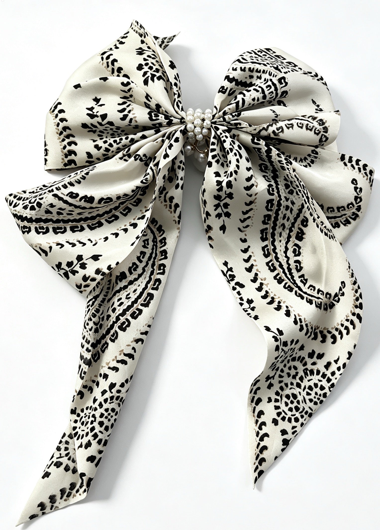 Pearl Charm Bow Hair Clip