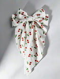Load image into Gallery viewer, Oversized Bow Hair Clip – Final Pieces
