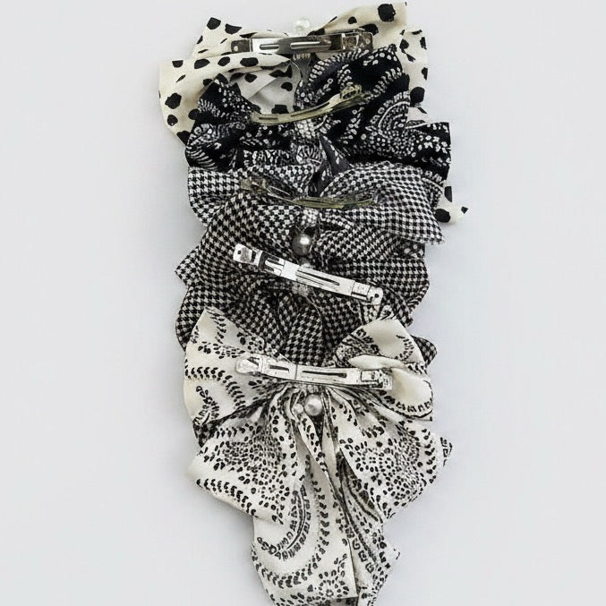 Pearl Charm Bow Hair Clip