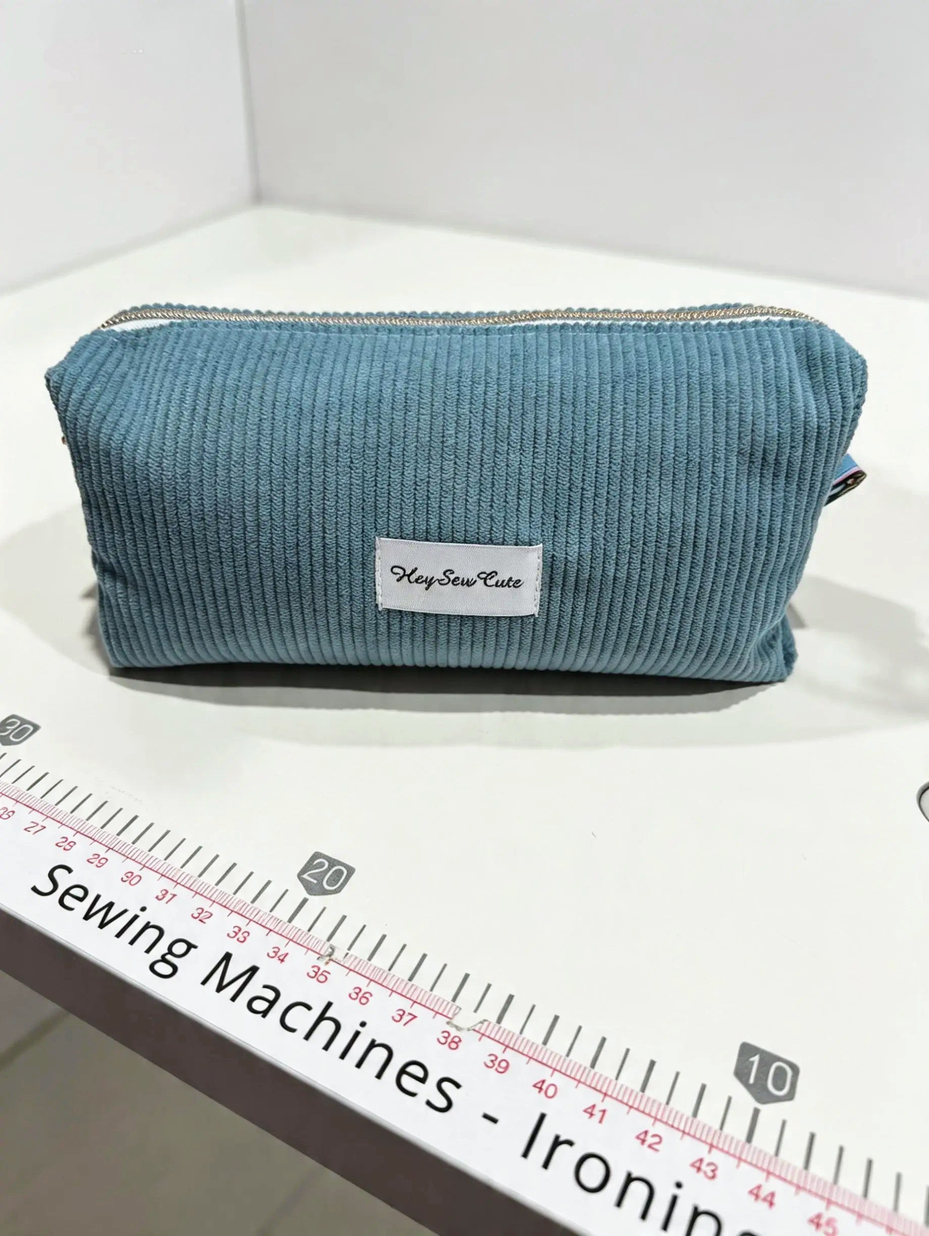 Large Green Corduroy Pencil Case – Spacious Handmade Boxy Stationery Pouch for Students & Office Workers