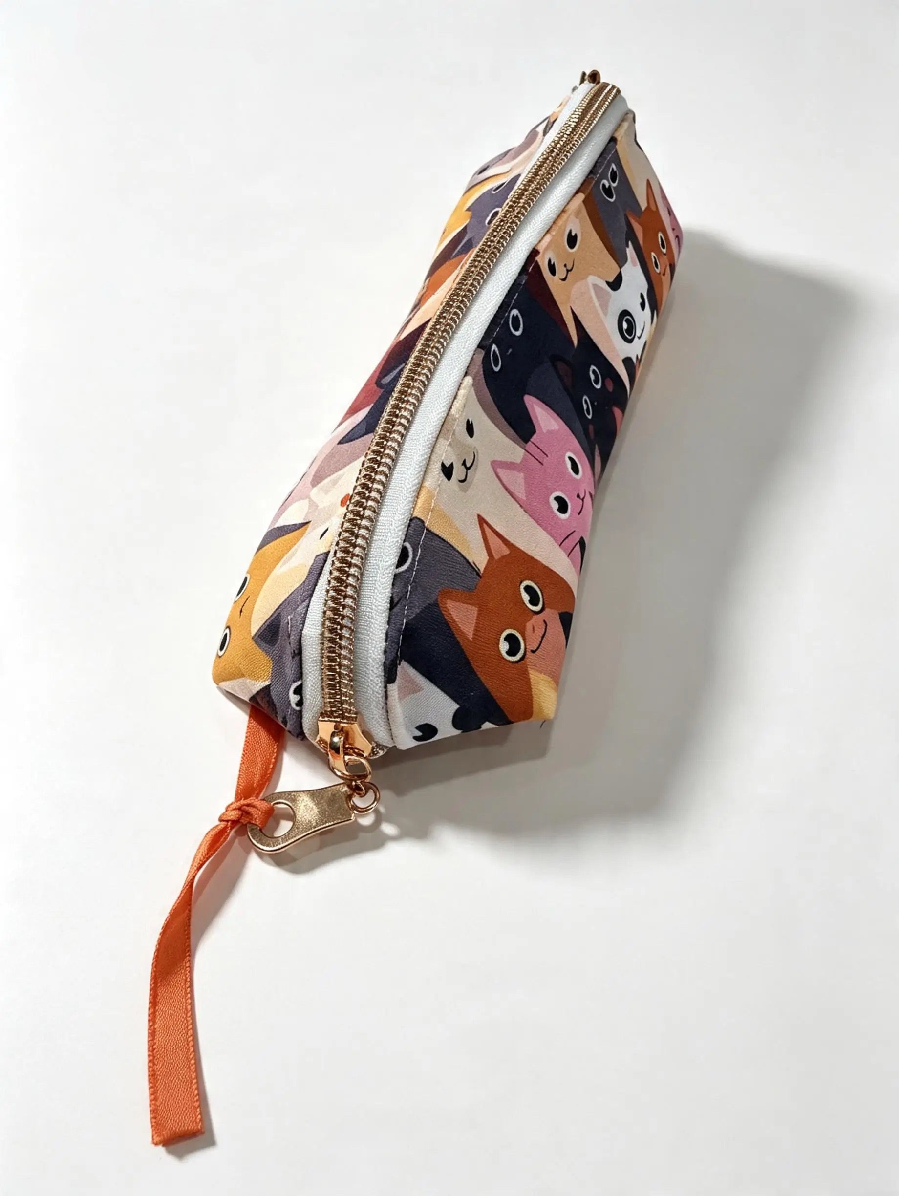 Handmade Dome Pencil Case – Wide-Opening Fabric Stationery Pouch