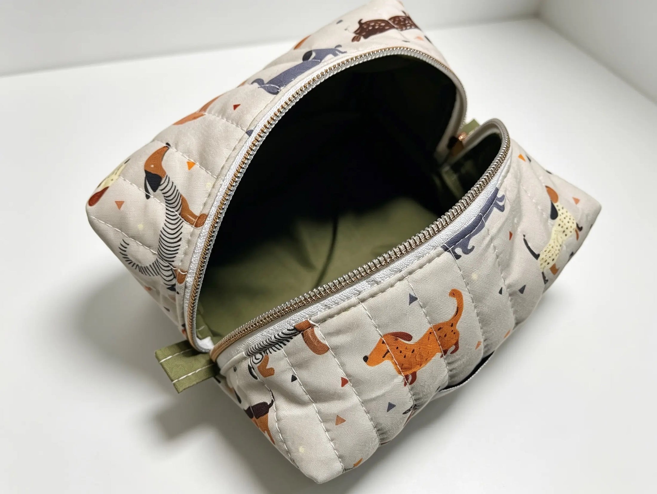 Sausage Dog 8-Piece Matching Bag Set | One Only