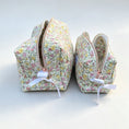 Load image into Gallery viewer, Spring Meadow Matching Quilted Bag Set
