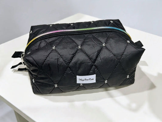 Black Swan Quilted Puffer Makeup Bag – Rainbow Zip