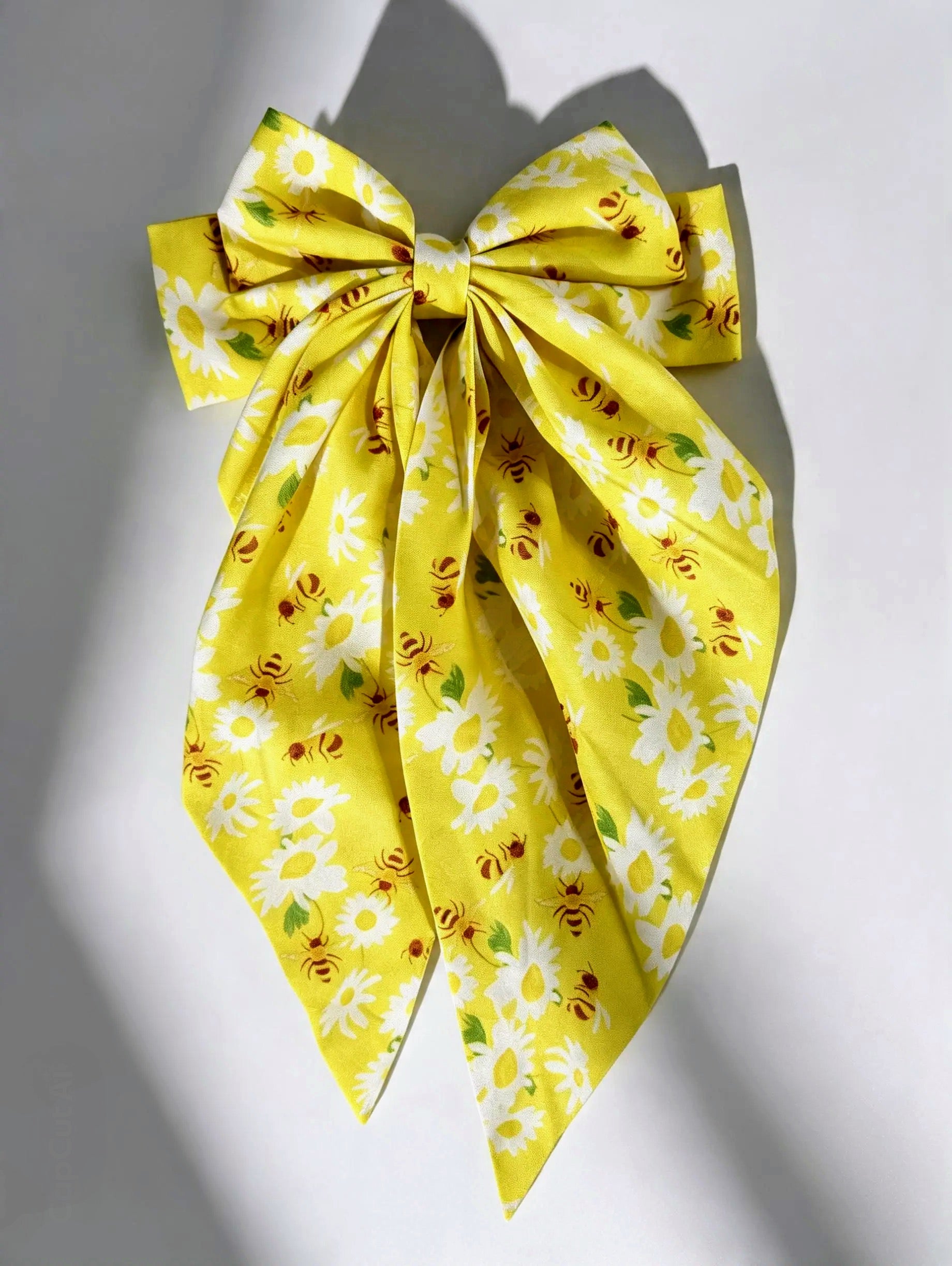 Oversized Bow Hair Clip – Final Pieces