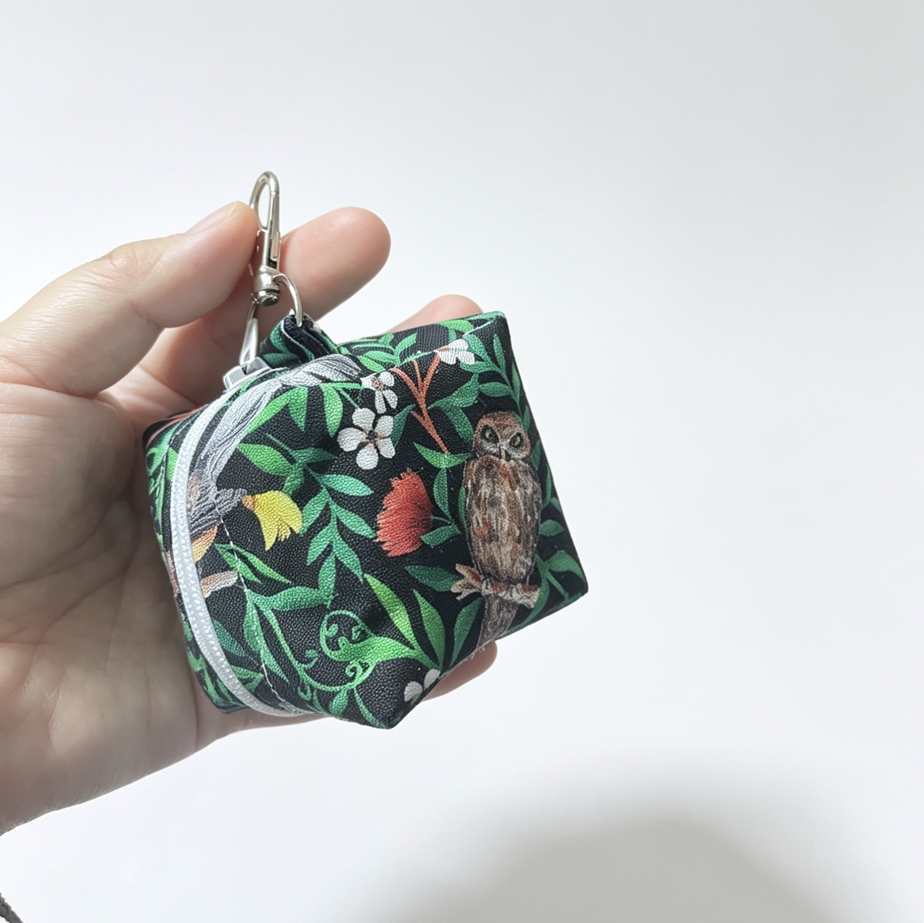 Kiwiana Mini Cube Keyring Pouch