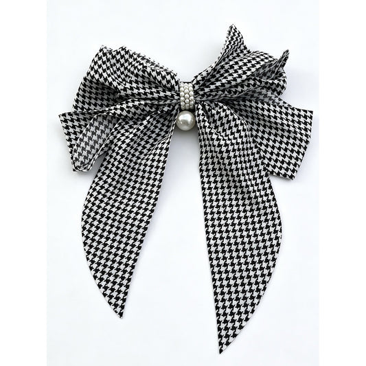 Pearl Charm Bow Hair Clip