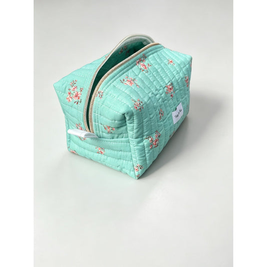 Mint Blossom Matching quilted bag set