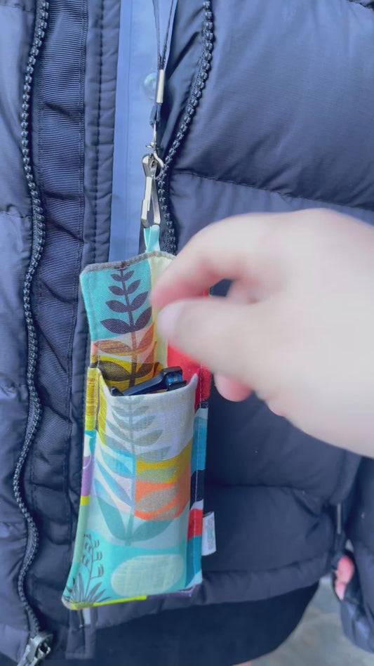 HeySewCute 🐝 Busy Bee Clip Pouch with Lanyard (Kiwiana 100% cotton, handmade in NZ)